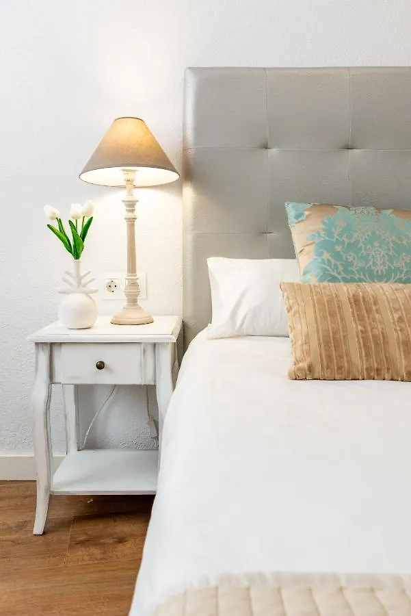 Historical Center Apartment Malaga Parking And Smart Tv