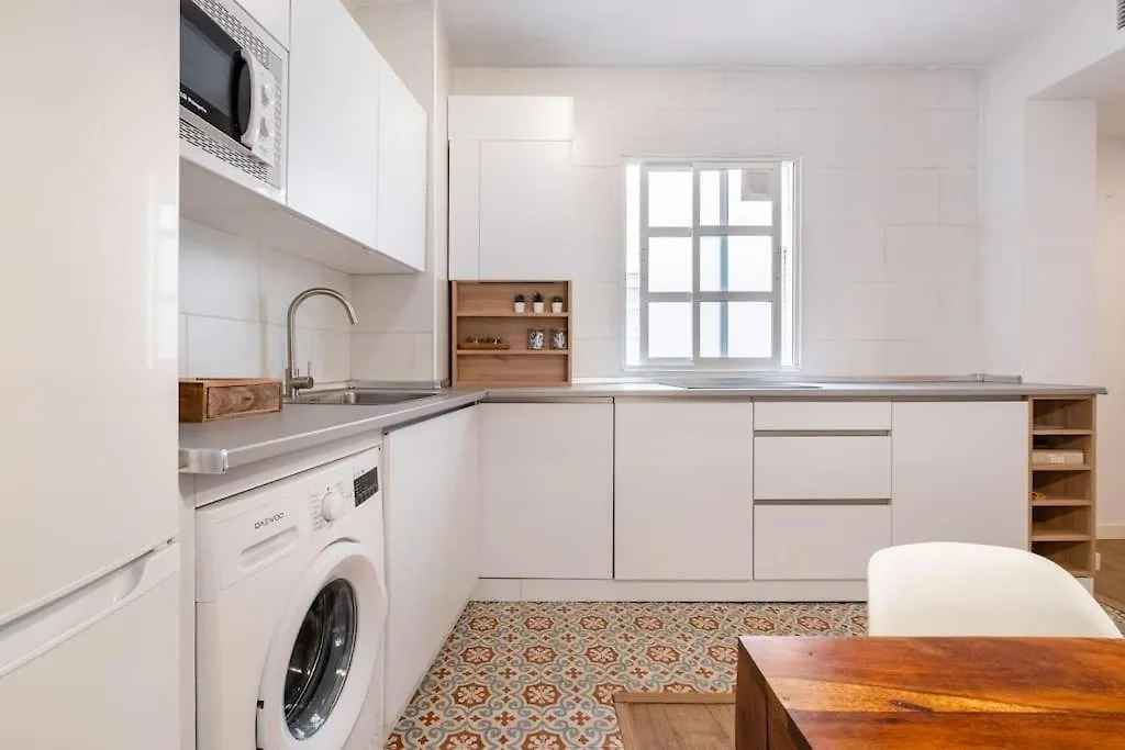 Historical Center Apartment Malaga Parking And Smart Tv