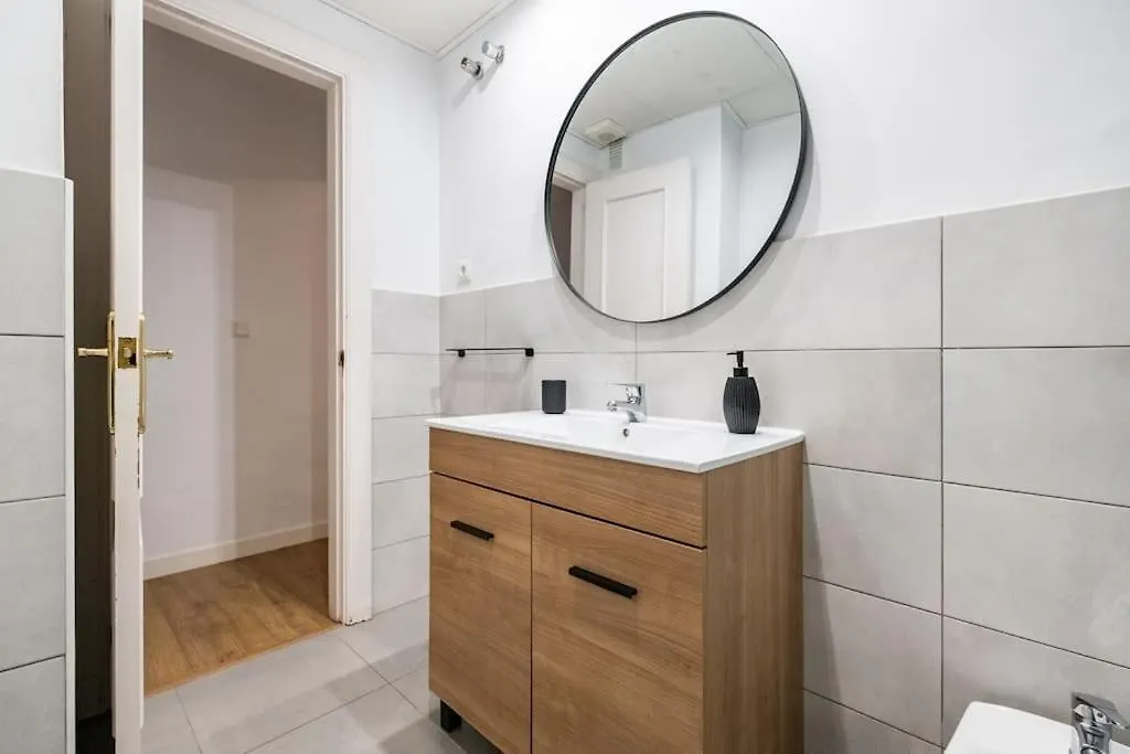 Historical Center Apartment Malaga Parking And Smart Tv Spain
