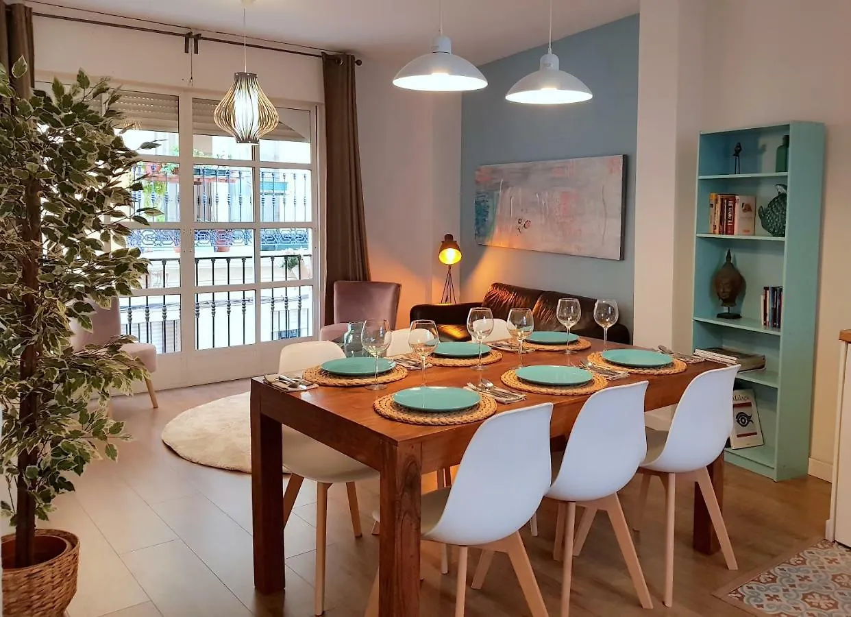 Historical Center Apartment Malaga Parking And Smart Tv